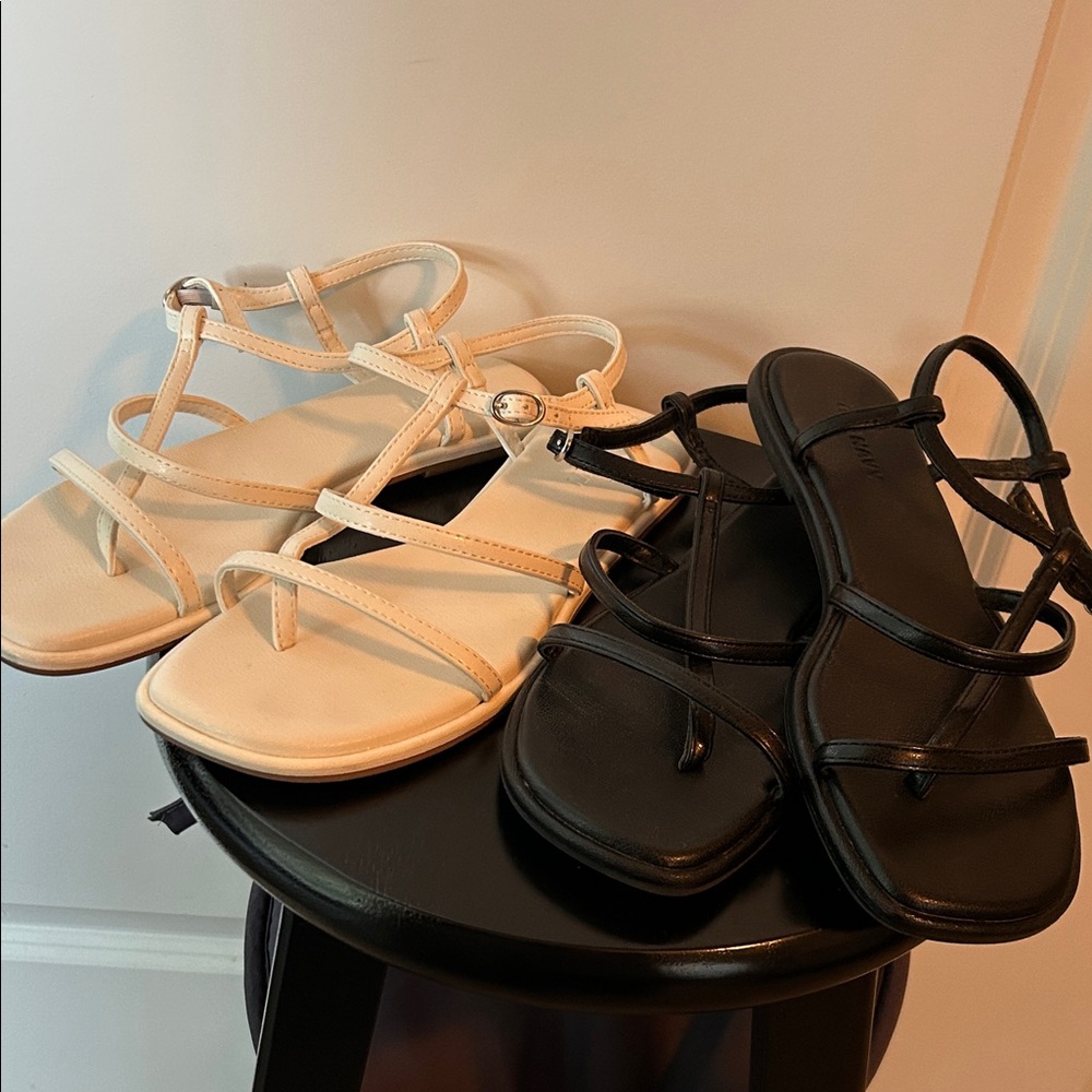 Old Navy Women's Strappy Sandals - Black and Cream